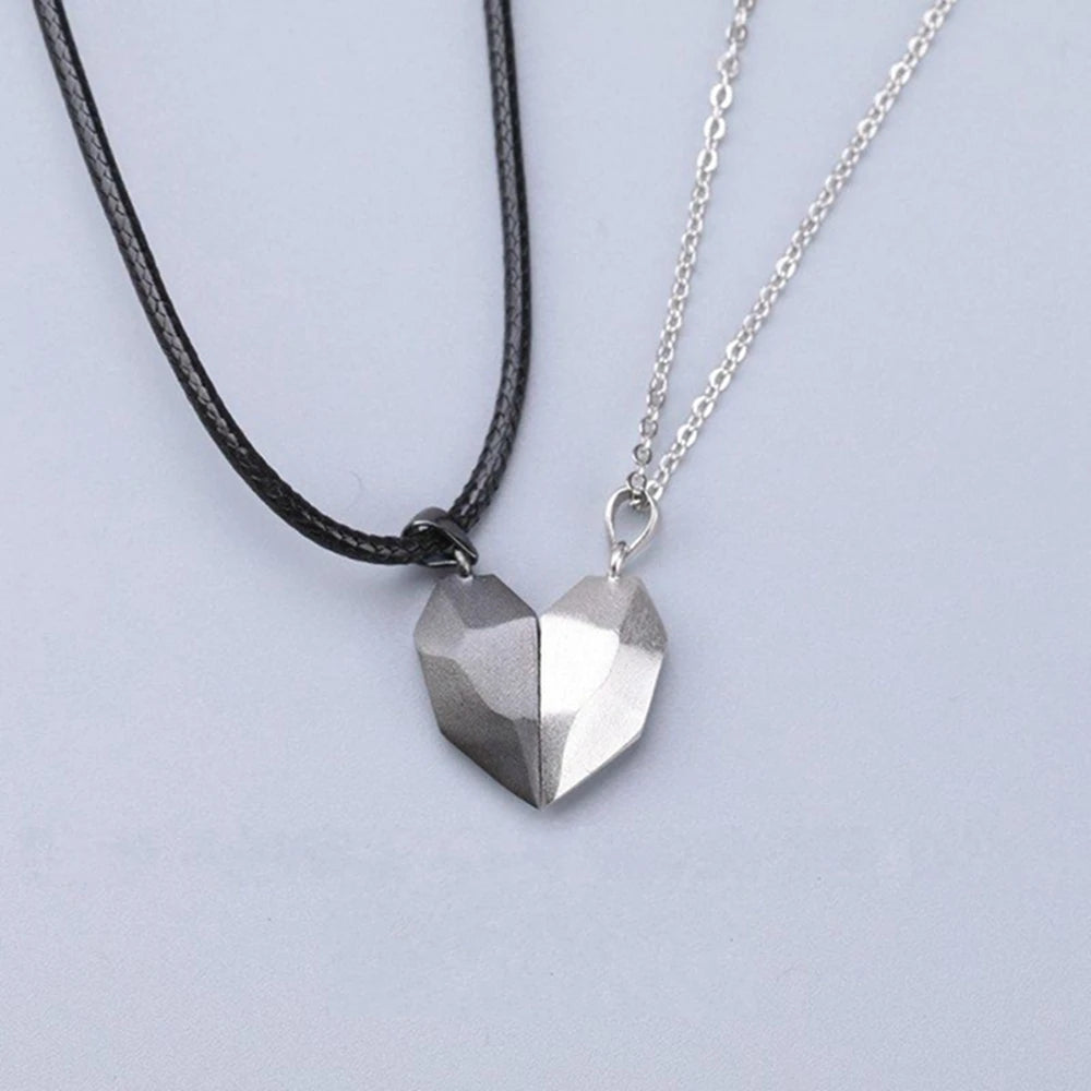 Good Simple Quality Couple Pendant Necklace Electrocardiogram