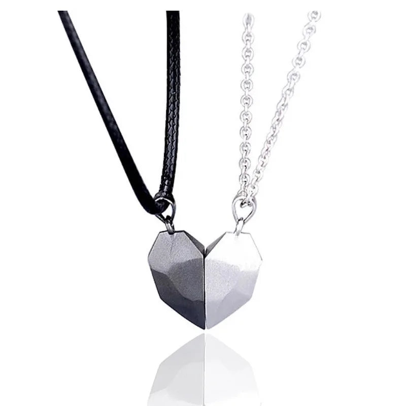 Good Simple Quality Couple Pendant Necklace Electrocardiogram