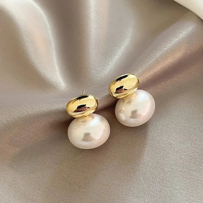 Pearls Round Stud Earrings Charm Stainless