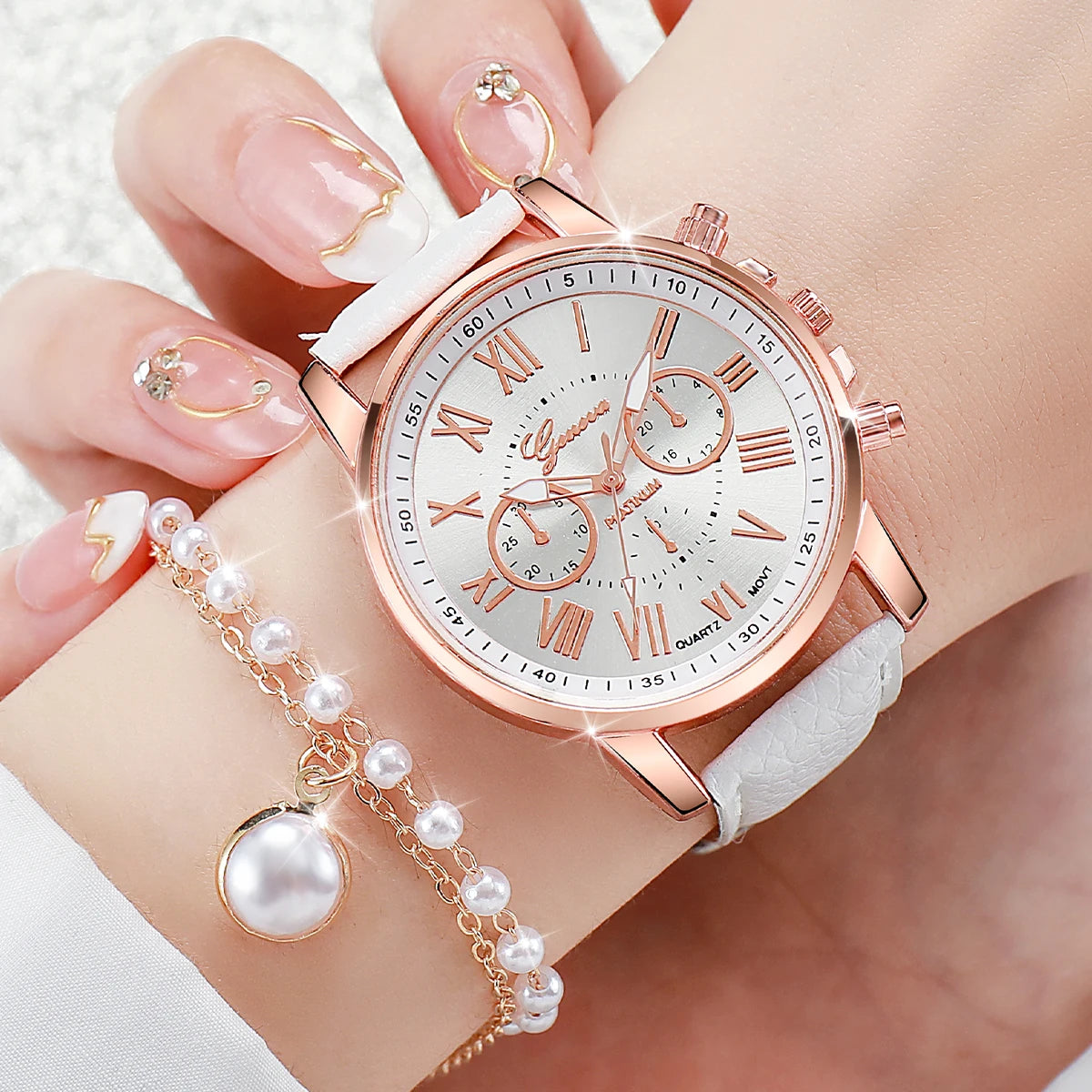 5PCS/Set Women's Watch Fashion Roma Dial Leather Band Quartz Watches Pearls Jewelry Set(Without Box)