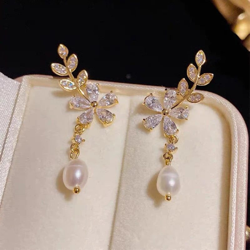 Flower Earrings Shiny Leaf Pearl Drop Earring