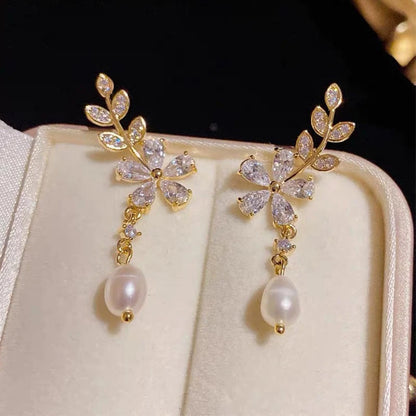 Flower Earrings Shiny Leaf Pearl Drop Earring